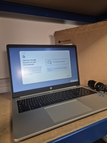 MINT! HP 15.6" 15a-na0007na 128GB 4GB RAM Chromebook Silver Boxed + Charger - Picture 3 of 16