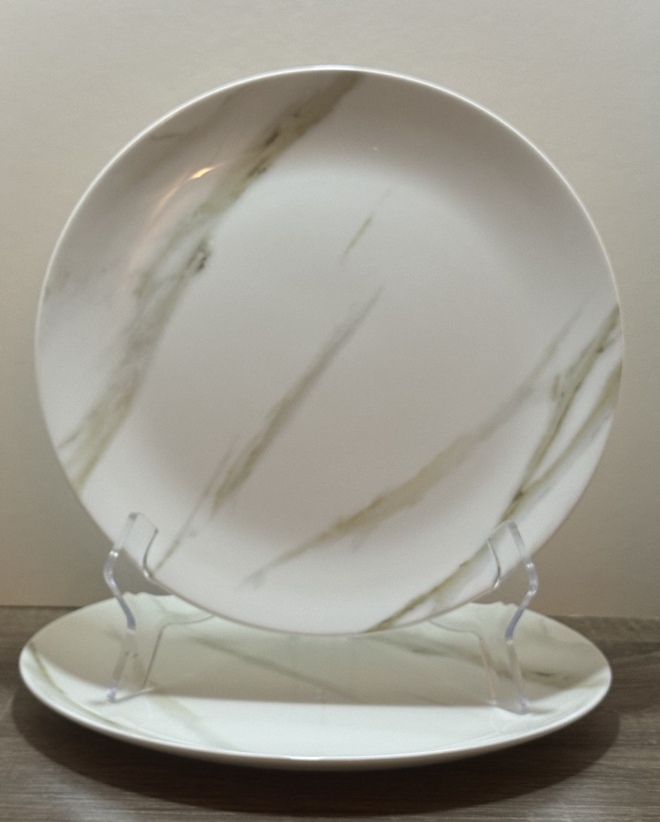 2 Sets of Vera Wang Venato Imperial 4-Piece Place Setting NWOB MSRP $350