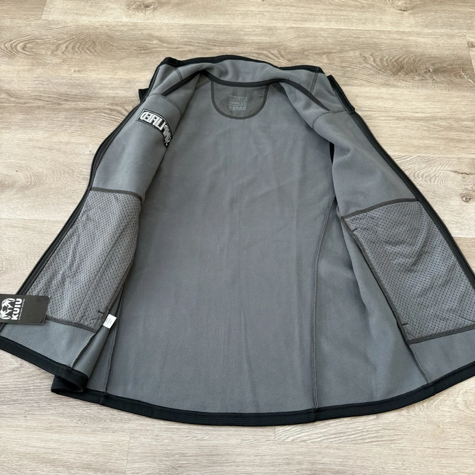 NWT KUIU 240 Peloton Vest Men’s Size Medium Black - Simplified Embroidered Logo - Image 4 of 4