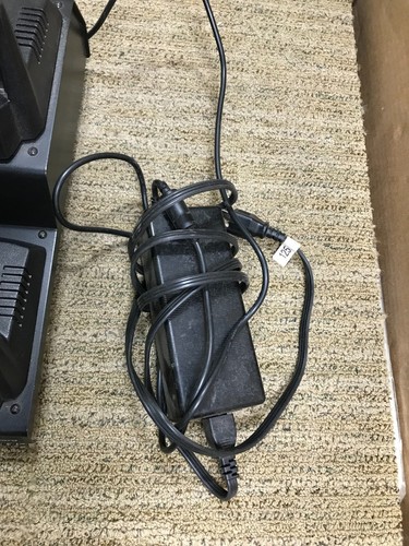 VERTEX VAC-6010 MULTI UNIT CHARGER FOR VERTEX PORTABLES: 6 bays * - Picture 3 of 5