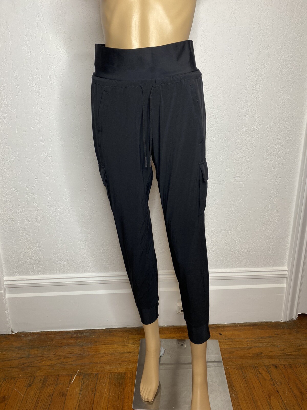 Athleta Sutton Pull On Drawstring Cargo Jogger Pa… - image 1