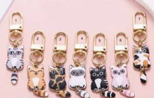 Adorable Cats with Moving Tails Keychain / Purse Charm Backpack Cat Clip