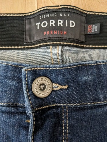 Torrid Sky High Skinny Jeans Women's 26R Blue Medium Wash Denim Waist 44" - Picture 4 of 7