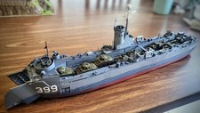 Revell US Navy Landing Ship Medium PRO PAINTE...