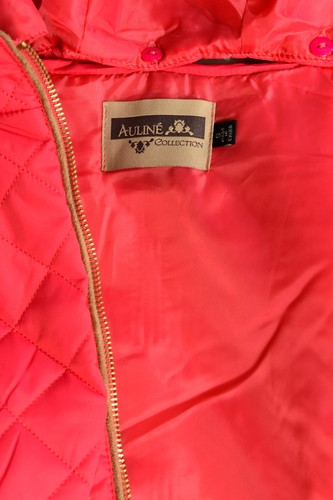 Chaleco acolchado ligero con capucha de piel con cremallera para mujer Auliné Collection - Imagen 55 de 109