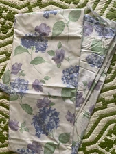 The Company Store Hydrangea Queen Duvet New without packaging