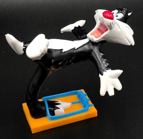 Figura Looney Tunes Silvestre atrapado en la trampa para ratones Tyco 1994 pvc 3" adorno de pastel - Imagen 5 de 5