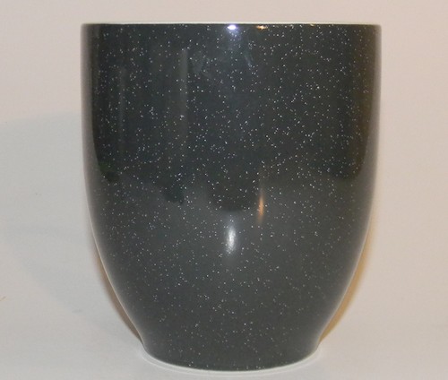 M Ware Steingut JK K Buchstabe Monogramm Kaffeetasse / Becher grau / graphit  - Bild 4 von 6