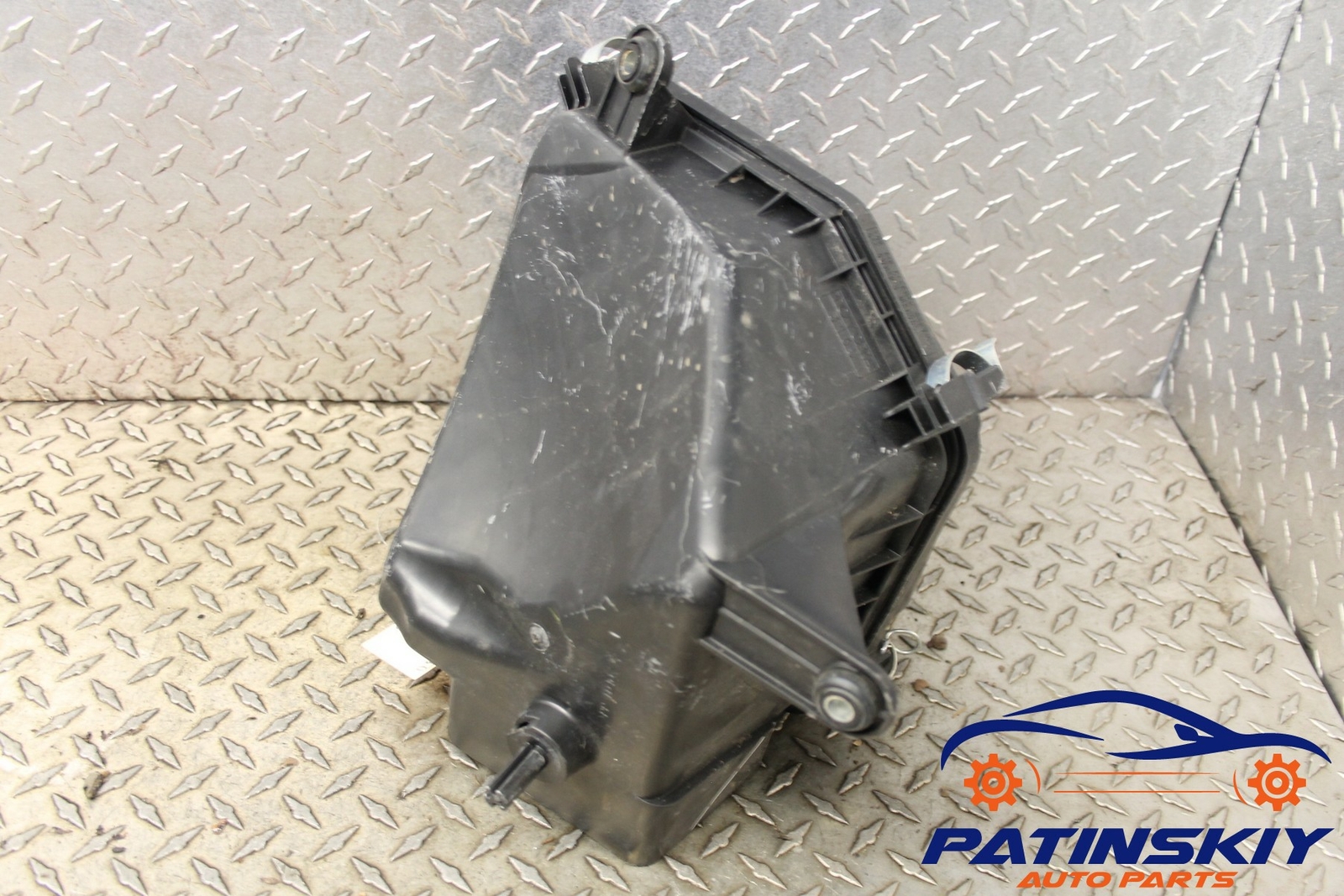 1113 2013 LEXUS IS250 IS 250 AIR INTAKE CLEANER FILTER HOUSING BOX