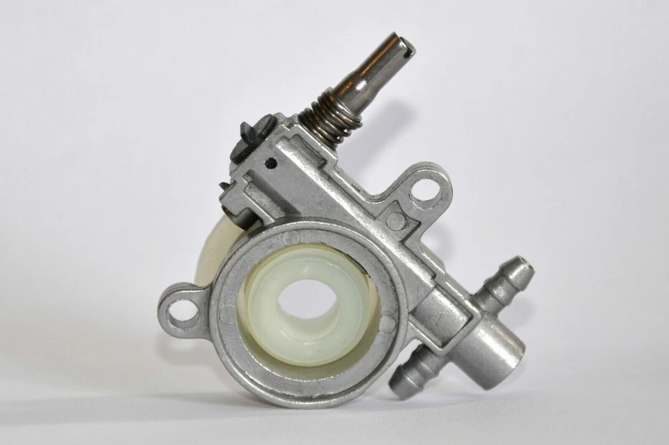 POMPA OLIO CATENA VITE SENZA FINE POMPETTA MOTOSEGA PR 270 25 cc 883 OX CJ300 - Immagine 2 di 4