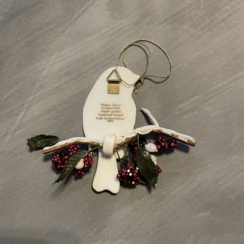 Bradford Exchange Winter Garden Feathered Friends Bird Ornament Bullfinch - Picture 2 of 3