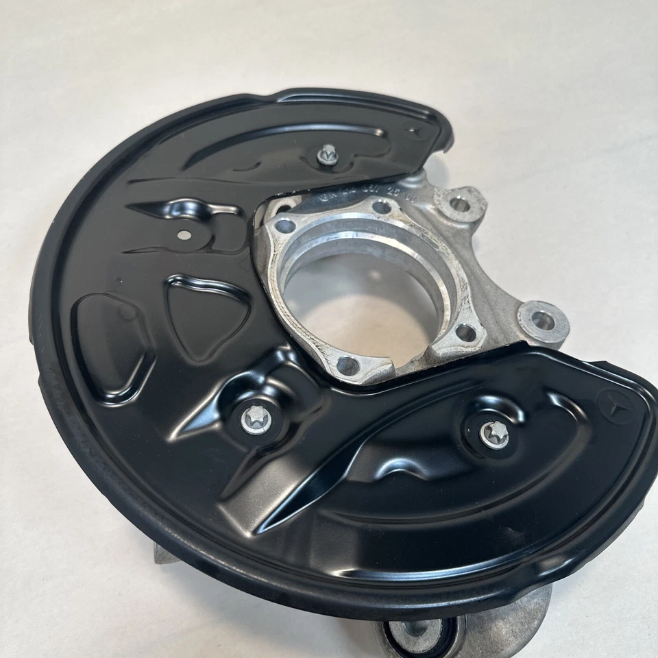 Buje de cojinete de rueda trasera izquierda mercedes-benz glc 43 amg a2133572500 oem Foto 2 de 4