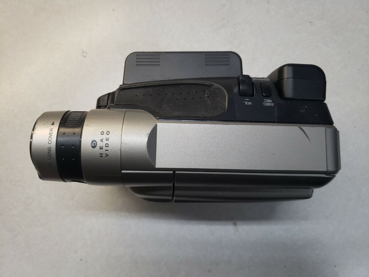 RCA CC6372 Steady Pix Auto Shot Camcorder Handycam 50x Zoom RCA CC6372 Steady Pix Auto Shot Camcorder Handycam 50x Zoom