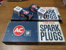 Box (10) NOS AC 46N Spark Plugs FIRE RING 4 Equal Green Rings 5612630  Chevelle