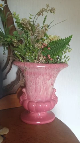 Charming Pink Haeger Pottery Vase