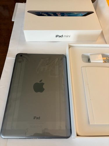 Brand New Apple iPad mini 1st Gen 16GB, Wi-Fi, 7.9in - Space Gray - Picture 3 of 4