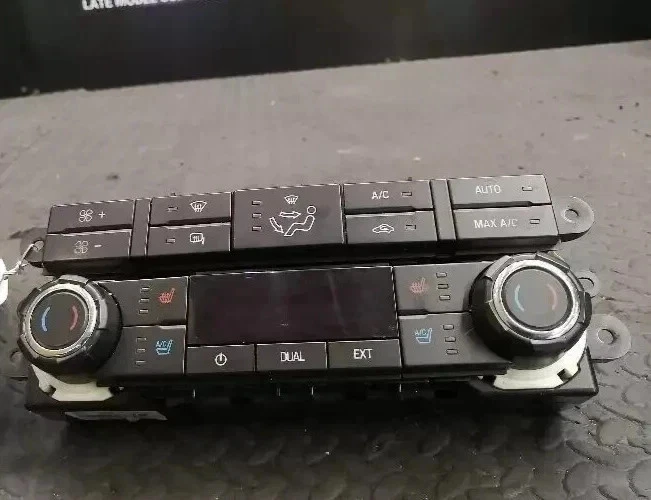 2011-2012 Ford F250 F350 Super Duty Automatic AC Temperature Climate Control OEM - Image 3 of 4