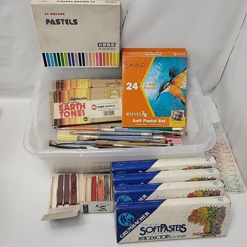 Huge Lot Of Vintage Soft Pastels Sets with Brushes Grumbacher Alphacolor Koss