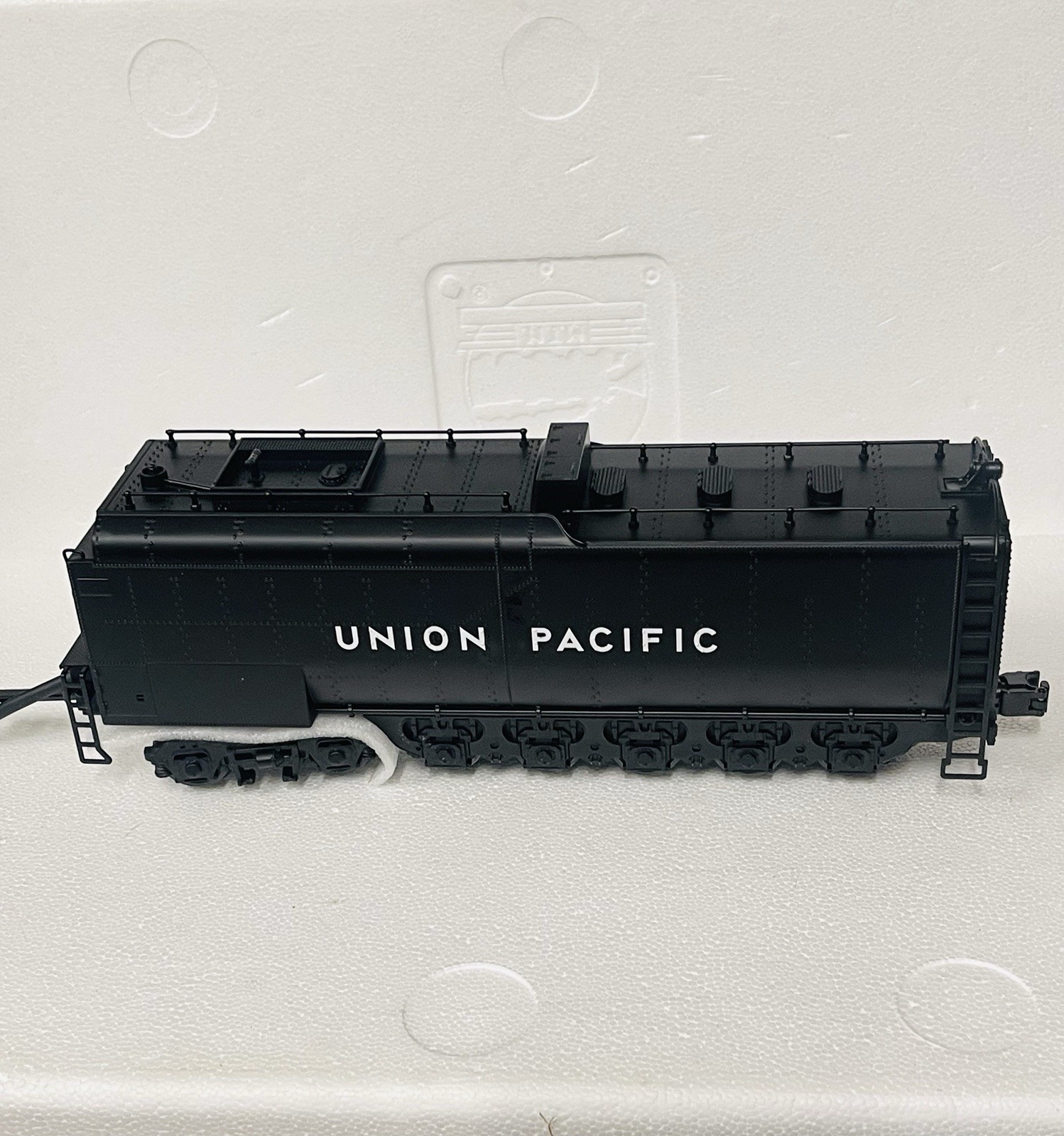 Picture 6 of 24