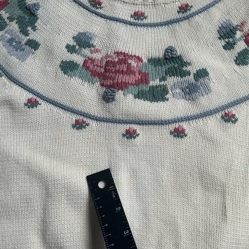 Vintage Eddie Bauer Womens Chunky Floral Hand Knit Heavy Cotton Sweater Small - Picture 2 of 10