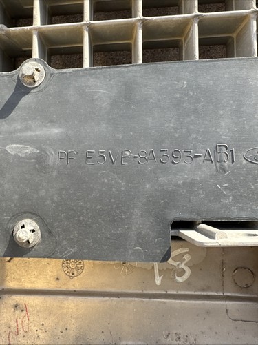 1981-1989 Lincoln Town Car Grill - Bild 3 von 3