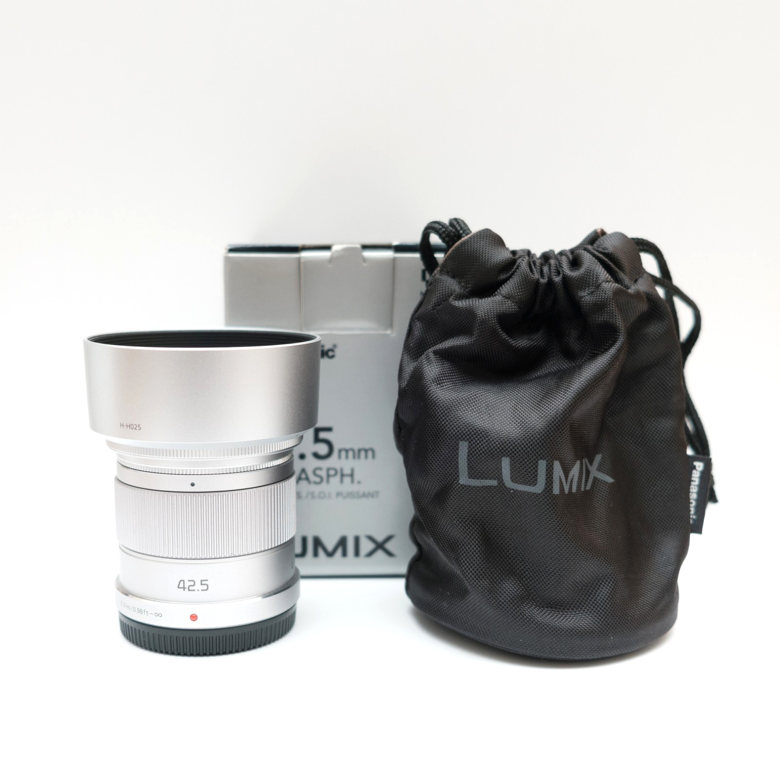 Panasonic 42.5mm f1.7 LUMIX G ASPH OIS Silver Lens Micro 4/3 MFT Boxed