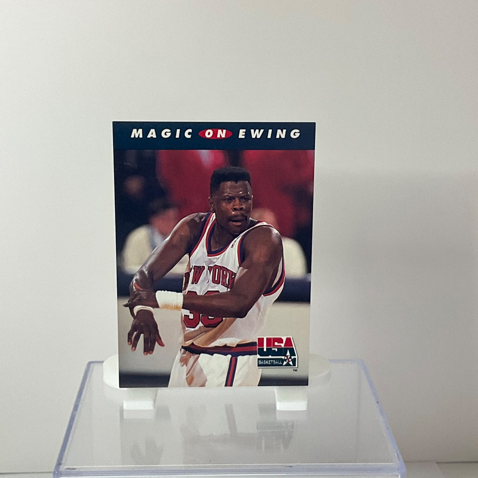 1992 Skybox USA - Magic On Ewing #103