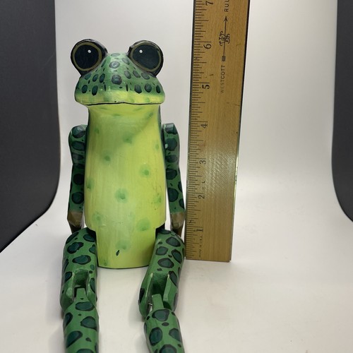 Holz Frosch Regal Sitter handgefertigt bemalt bewegliche Arme Beine grün 12" insgesamt - Bild 9 von 9