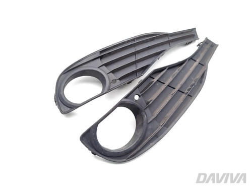 BMW 3 Series Nebelscheinwerfer-Ziergitter für die vordere Stoßstange 2013 Saloon