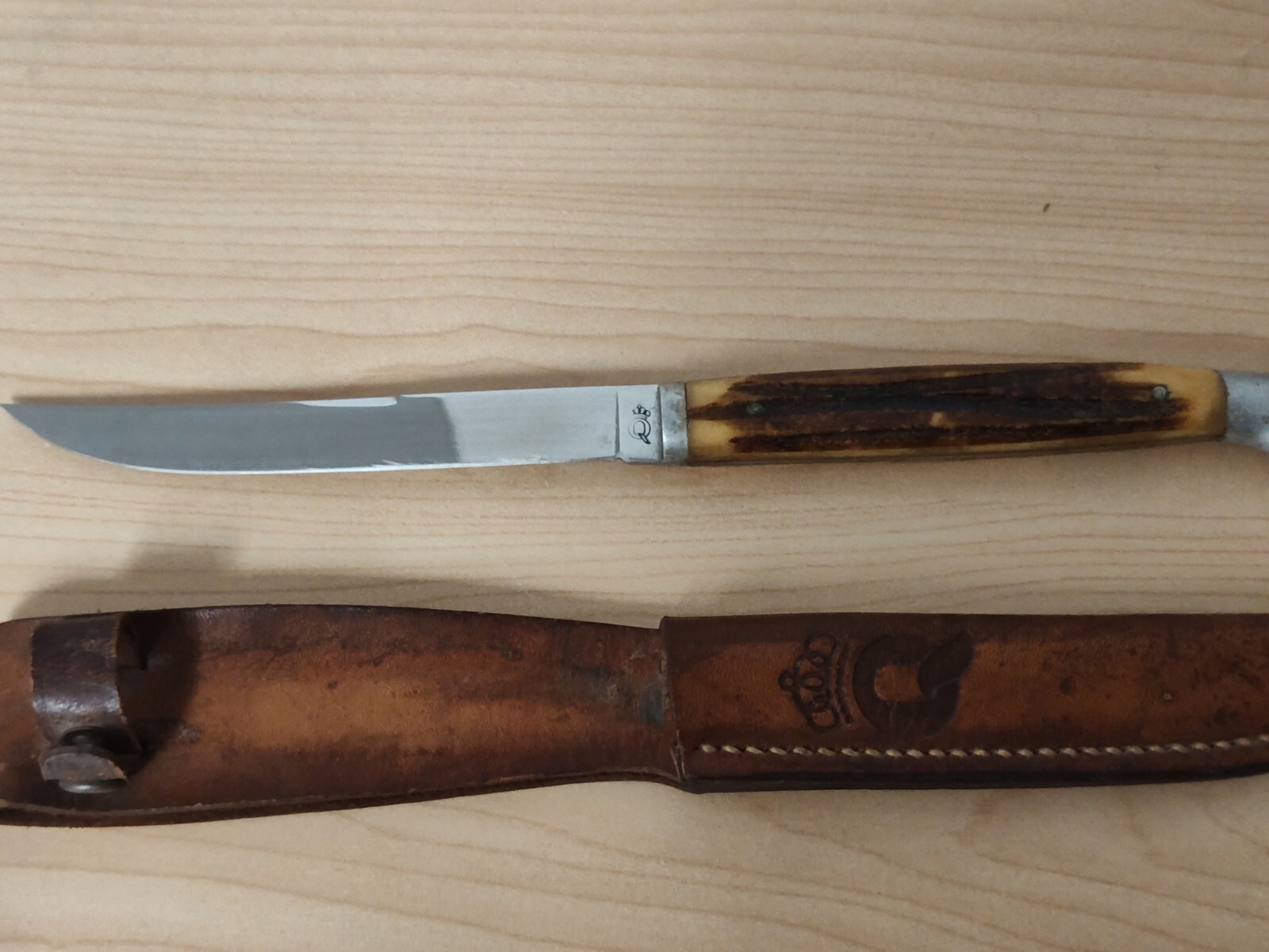 Vintage Queen Steel Fixed Blade Knife With Original Leather Sheath