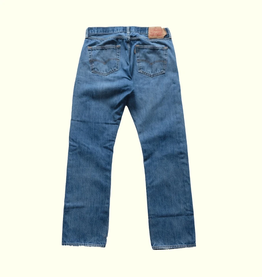 LEVIS STRAUSS 501 VTG Y2K BLUE JEANS DISTRESSED Y2K BUTTON FLY COTTON SZ 34x34 - Image 3 of 4