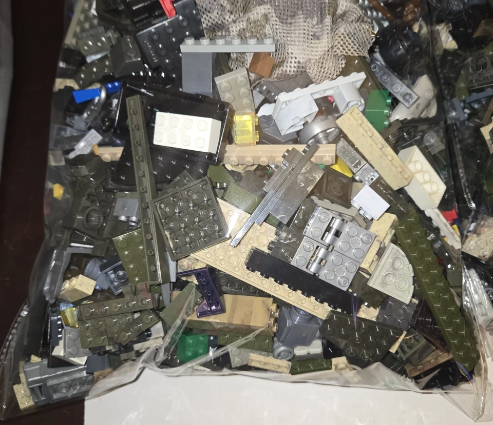 Large Mega Bloks Halo Call of Duty Bulk Bricks Lot 11+ Pounds Assorted Pieces - Image 4 of 4