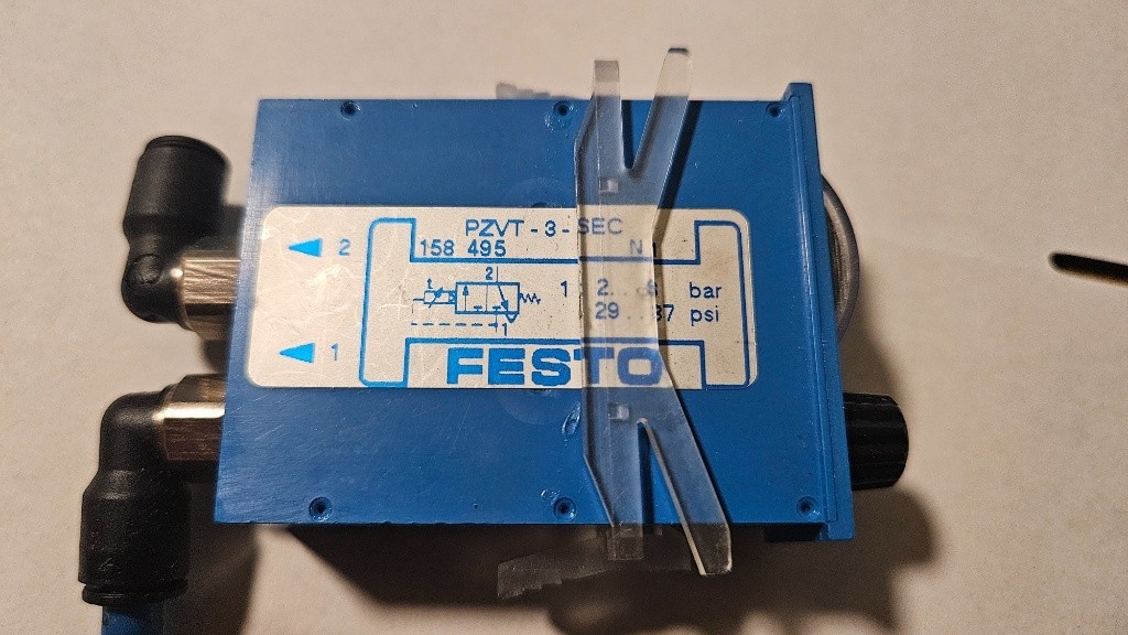 Festo PZVT-3-SEC Pneumatic Timer Time Delay Valve Part No. 158495 w/ Fittings