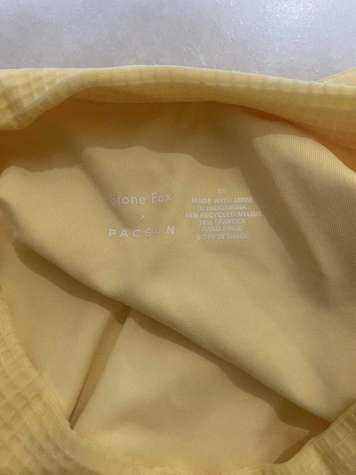 Top Stone Fox X Pacsun Reciclado Activo Cuello Alto Talla XS Amarillo Foto 3 de 4