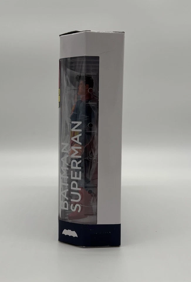 Pack de 2 figuras de Superman y Batman 30 aniversario Batman de Batman El Regreso del Caballero Oscuro Foto 3 de 4