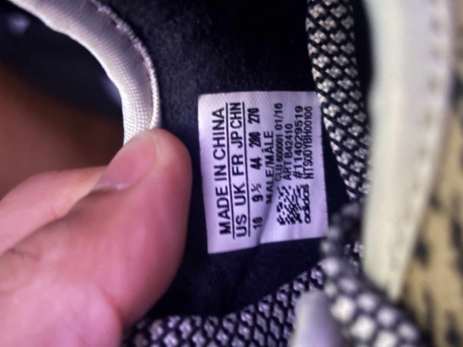 adidas Yeezy AQ6932 Men's Football Cleats White US Size 10 Medium Football thumbnail 6