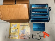 &mdash;3-in-1 Manual Pasta Maker Machine 9-Thickness & 3-Noodle Width Settings