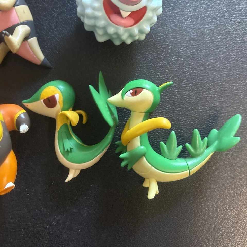 Lot of 19 Pokemon Black & White Nintendo Jakks Pacific 2011 WORKING POKEDEX! - Image 4 of 4