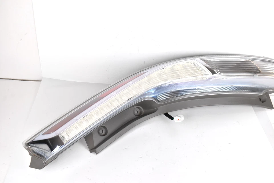 原始设备制造商 2015 2016 年 2017 年日产 Leaf 尾灯右乘客侧测试 ✅ — 第 3/4 张图片