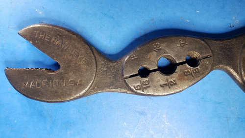 Hawkeye Wrench Marshalltown IA. W/Dies & Westcott 8" No. 78 Buffalo NY - Picture 6 of 9