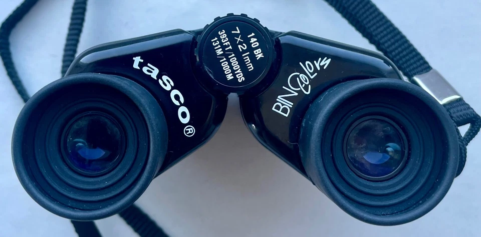 Tasco Binoculars 7x21mm Case 393ft/1000yds Bino Colors Black  4" W x 3 1/2 - Image 3 of 4