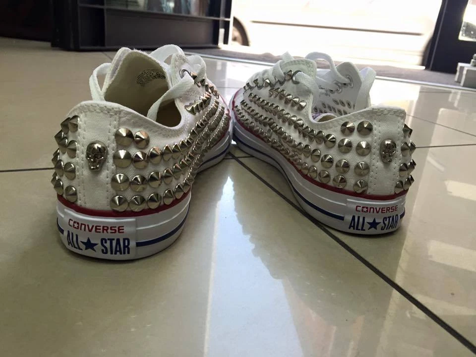 Converse bianche basse prezzo best sale