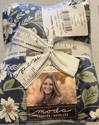 True Love By Lella Boutique For Moda Fat Quarter Bundle 31 PC