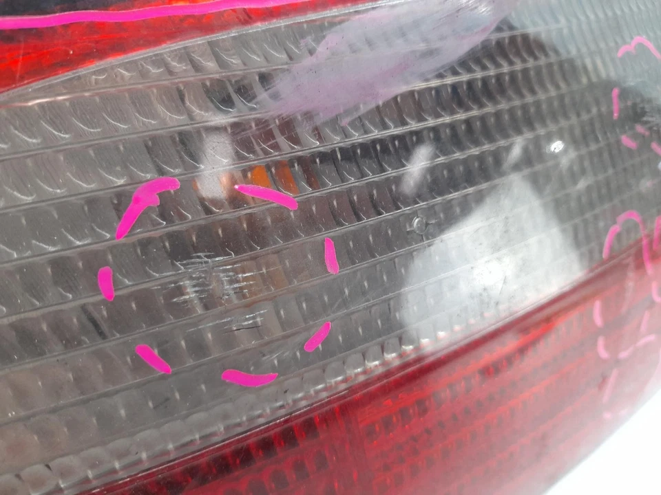MG MGF LEFT TAILLIGHT 06/1996-07/2002 690394 - image 4 of 4