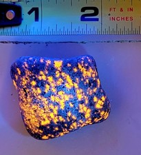 BRIGHT Yooperlite Rock from Lake Superior Fluorescent Sodalite Glow Stone V3