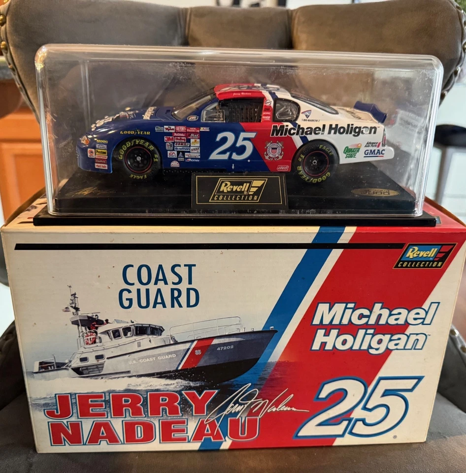 2000 Jerry Nadeau #25 Michael Holigan Coast Guard Revell 1:24 Autographed - Image 2 of 4