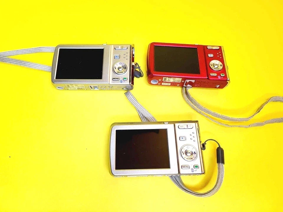 LOT 3x PENTAX DIGITAL VIDEO PHOTO CAMERAS OPTIO L50 OPTIO M60 5X ZOOM RED SILVER - Image 2 of 4