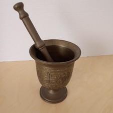 brass mortar and pestle