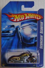 Hot Wheels, Scorchin' Scooter, Die Cast Car, 2006 Edition