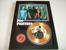 FOO FIGHTERS    SIGNED   AUTOGRAPH  FRAMED 5  DISPLAY